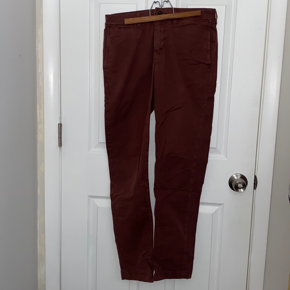 American eagle chino
